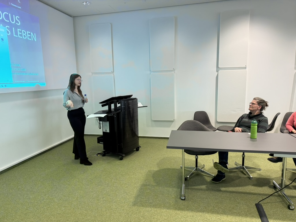 973AD393-86DD-4023-8E8D-724903DFE039_1_105_c